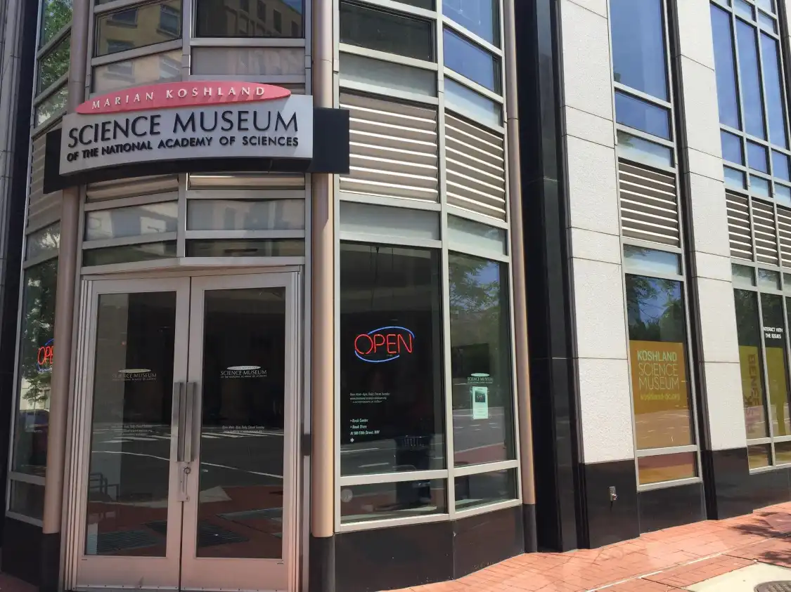 Hotels near Marian Koshland Science Museum