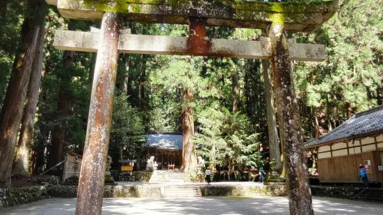 Muro Ryuketsu Shrine