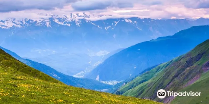 Mount Kazbek/ Mqinvartsveri