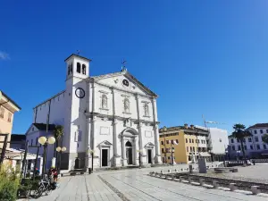 Main Square (Piazza Grande)