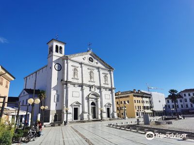 Main Square (Piazza Grande)