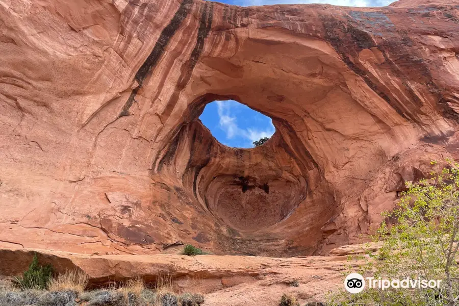 Corona Arch