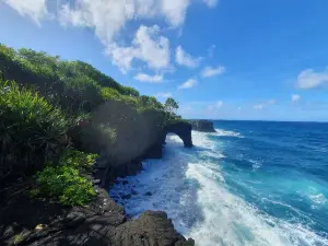 Coastal Lava Cliff Walk
