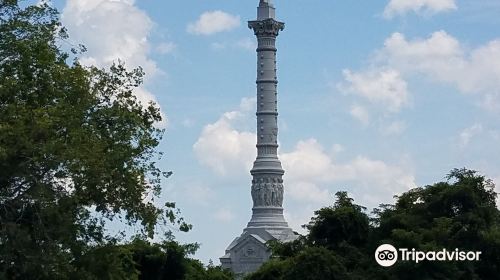 Yorktown Victory Monument