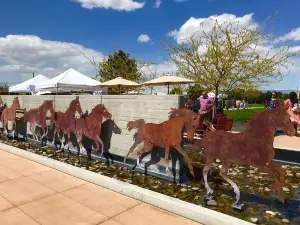 14 Hands Winery