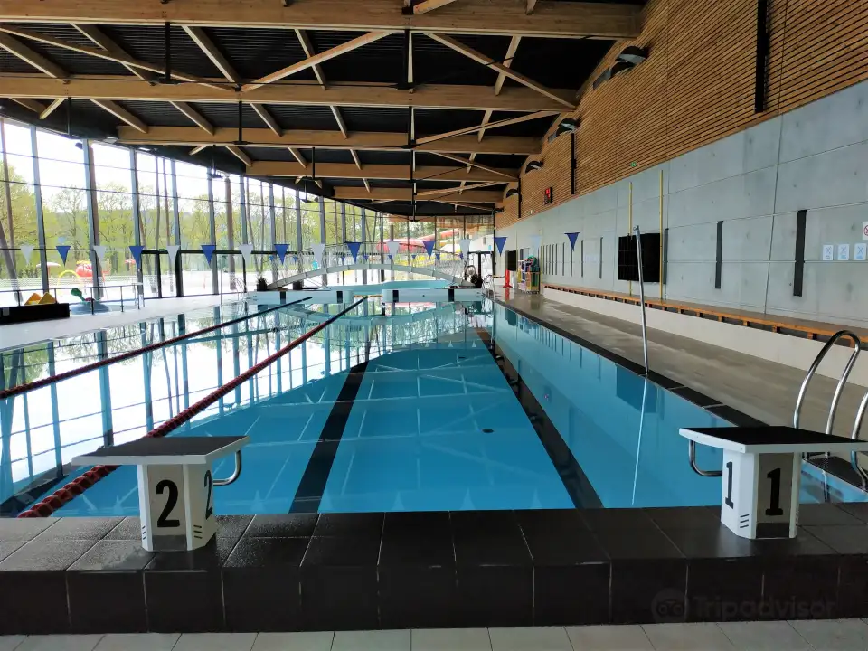 1_Pool Lake