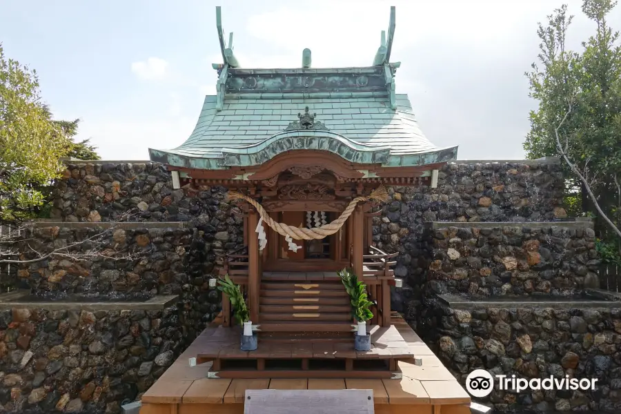 鉄道神社(アミュプラザおおいた屋上)