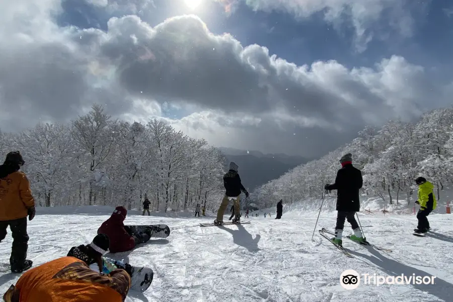 Megahiraonsen Megahira Ski Area