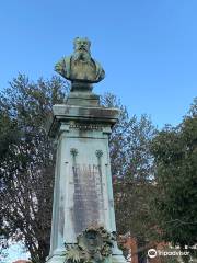 Monumento ad Agostino Paci