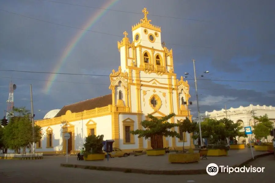 Iglesia Santa Cruz de Lorica