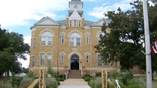 Lincoln County Court House