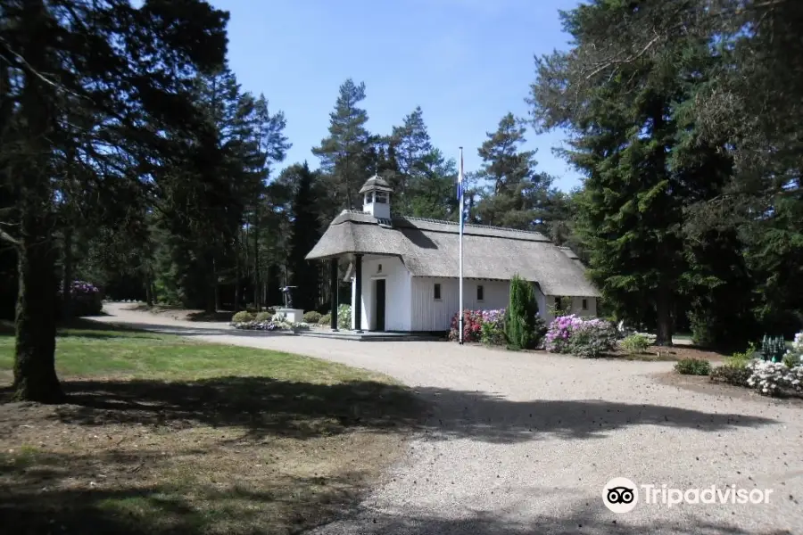 Nationaal Ereveld Loenen