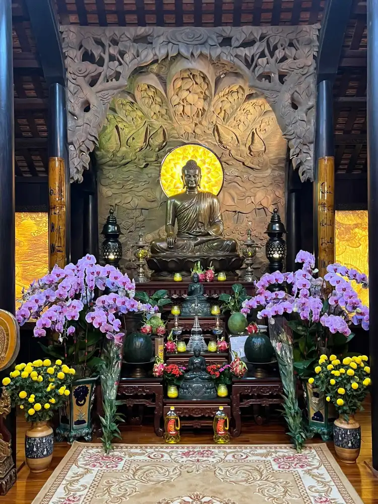 Huyen Khong Son Thuong Pagoda附近的飯店