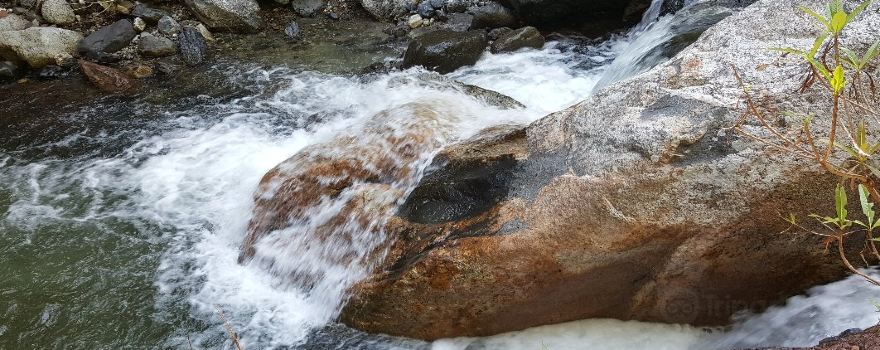 Mwalalo Waterfalls