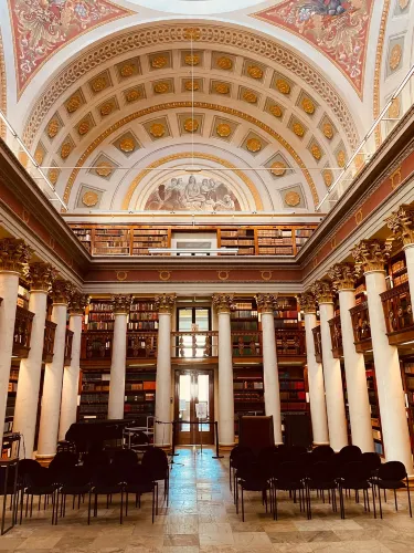 フィンランド国立図書館
