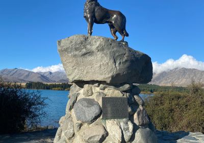 Mackenzie Sheep Dog Statue