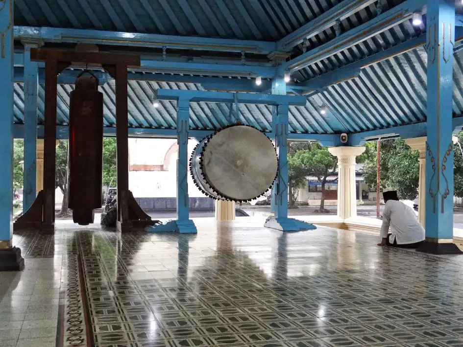 3_Agung Surakarta Mosque