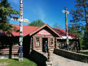 Whetung Ojibwa Centre
