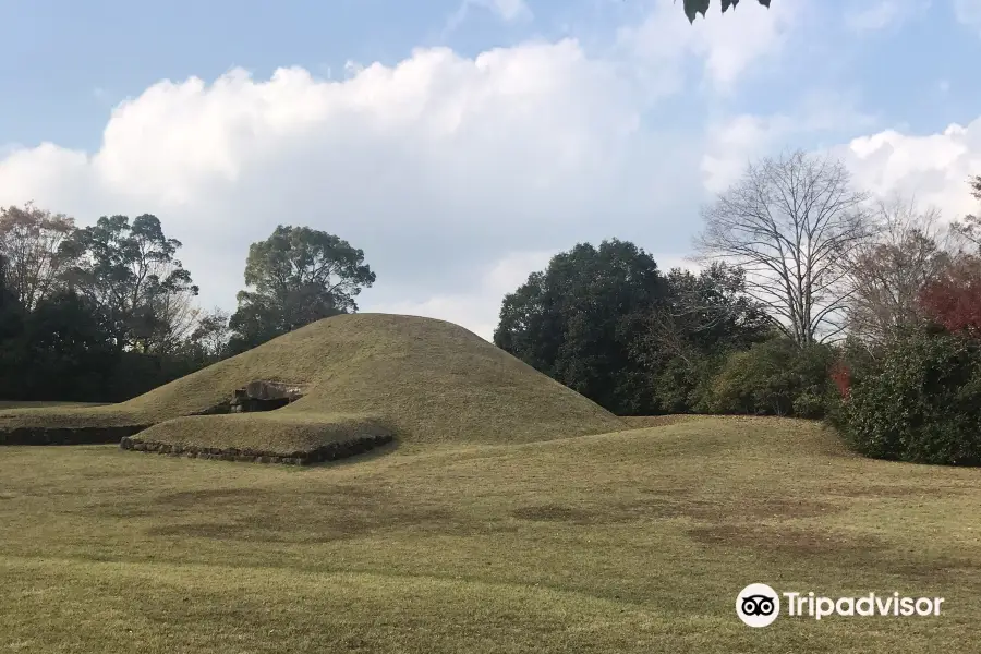 Obusan Ancient Tomb