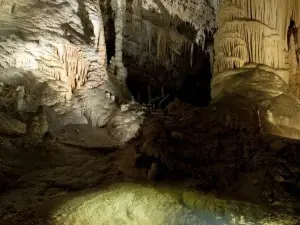 Clamouse cave