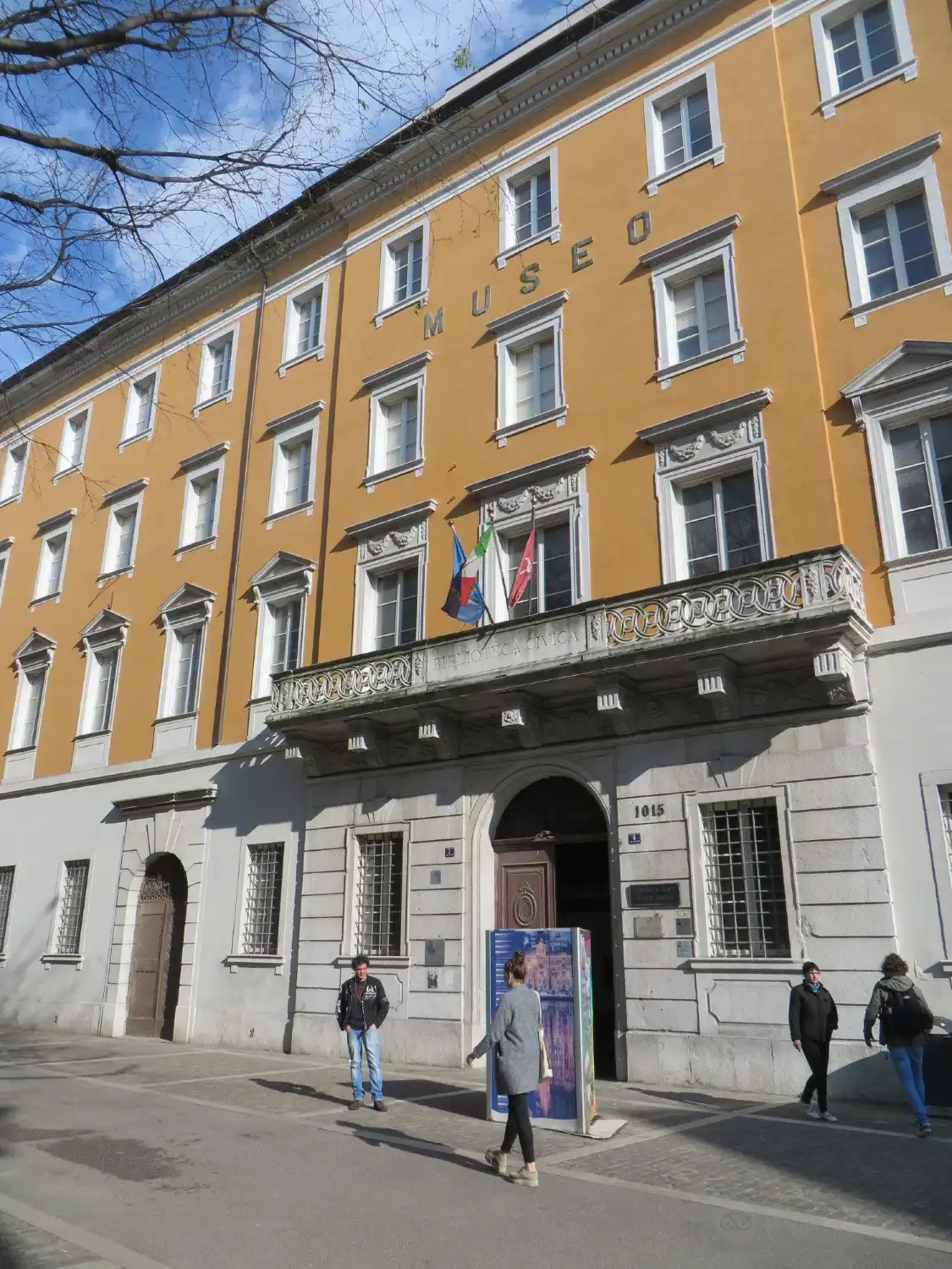 Hotel in zona Biblioteca Civica Attilio Hortis