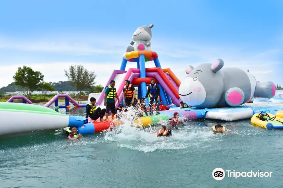 Frenzy Water Park Marina Island Pangkor