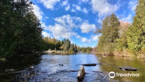 Warsaw Caves Conservation Area