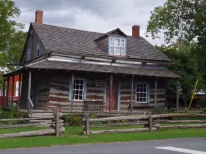 Glengarry Pioneer Museum