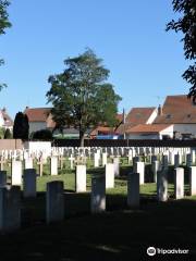 Loos British Cemetery