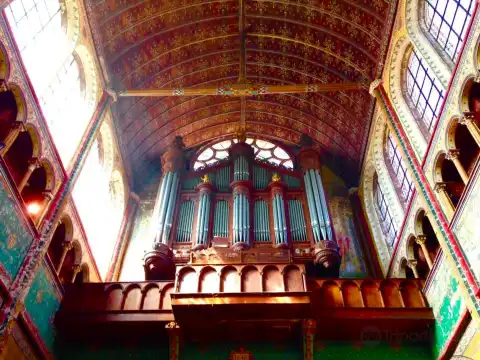 Hôtels à proximité de : Église catholique Saint-Aignan