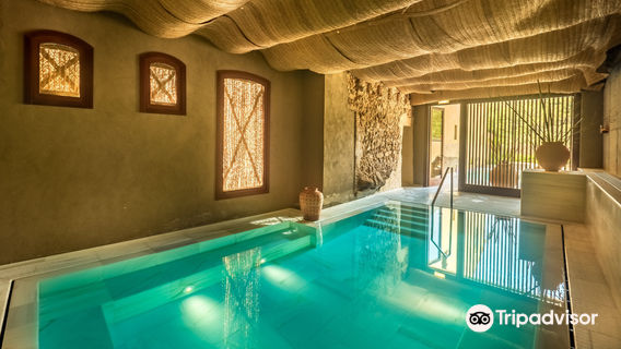 AIRE Ancient Baths Vallromanes