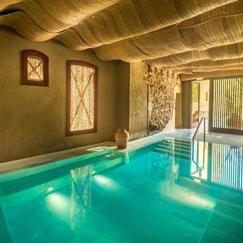 AIRE Ancient Baths Vallromanes