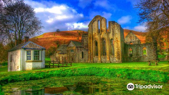 Abaty Glyn Y Groes / Valle Crucis Abbey