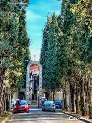 Catholic Church of the Holy Cross - Agnus Dei