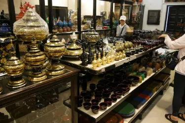U Ba Nyein Lacquerware Workshop