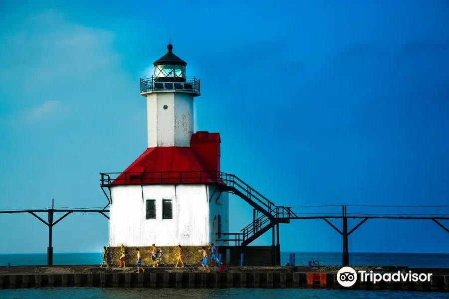 St Joseph North Pier Inner Lighthouse