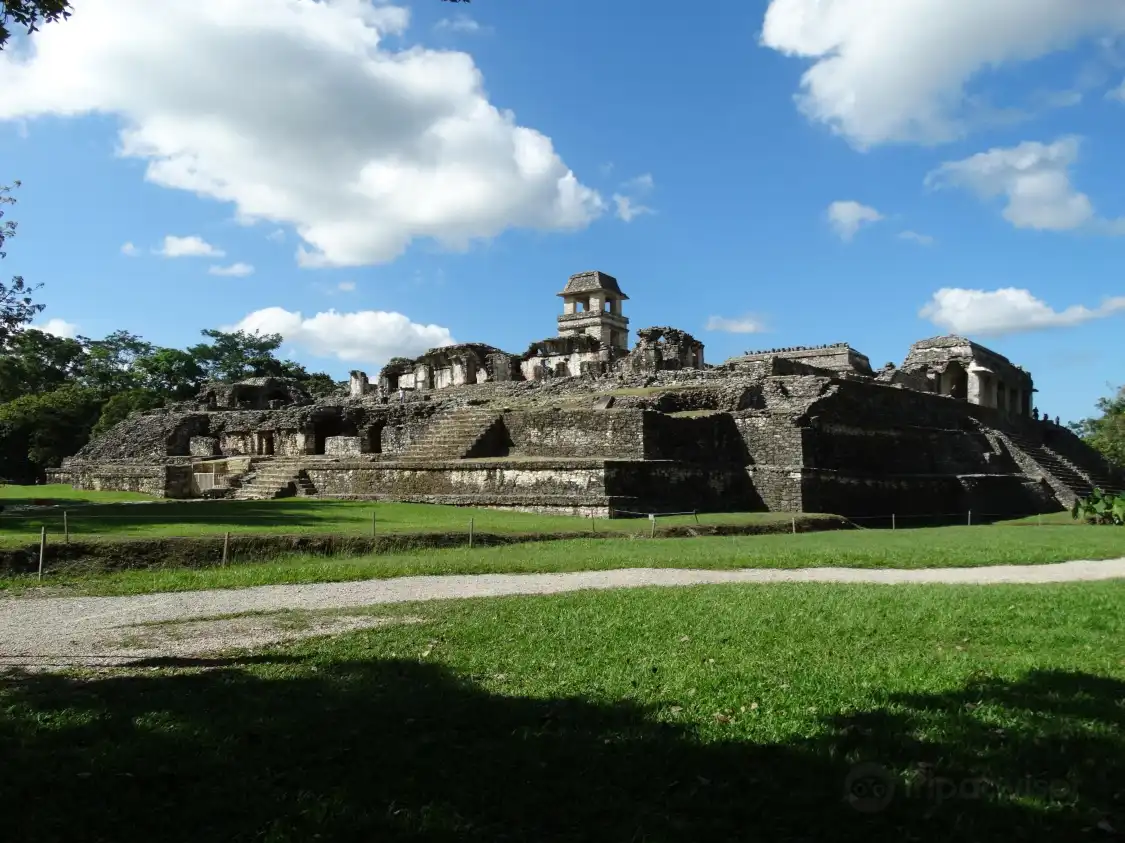 Hotels near National Park of Palenque