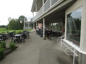 Club De Golf Le Rocher De Roxton Pond