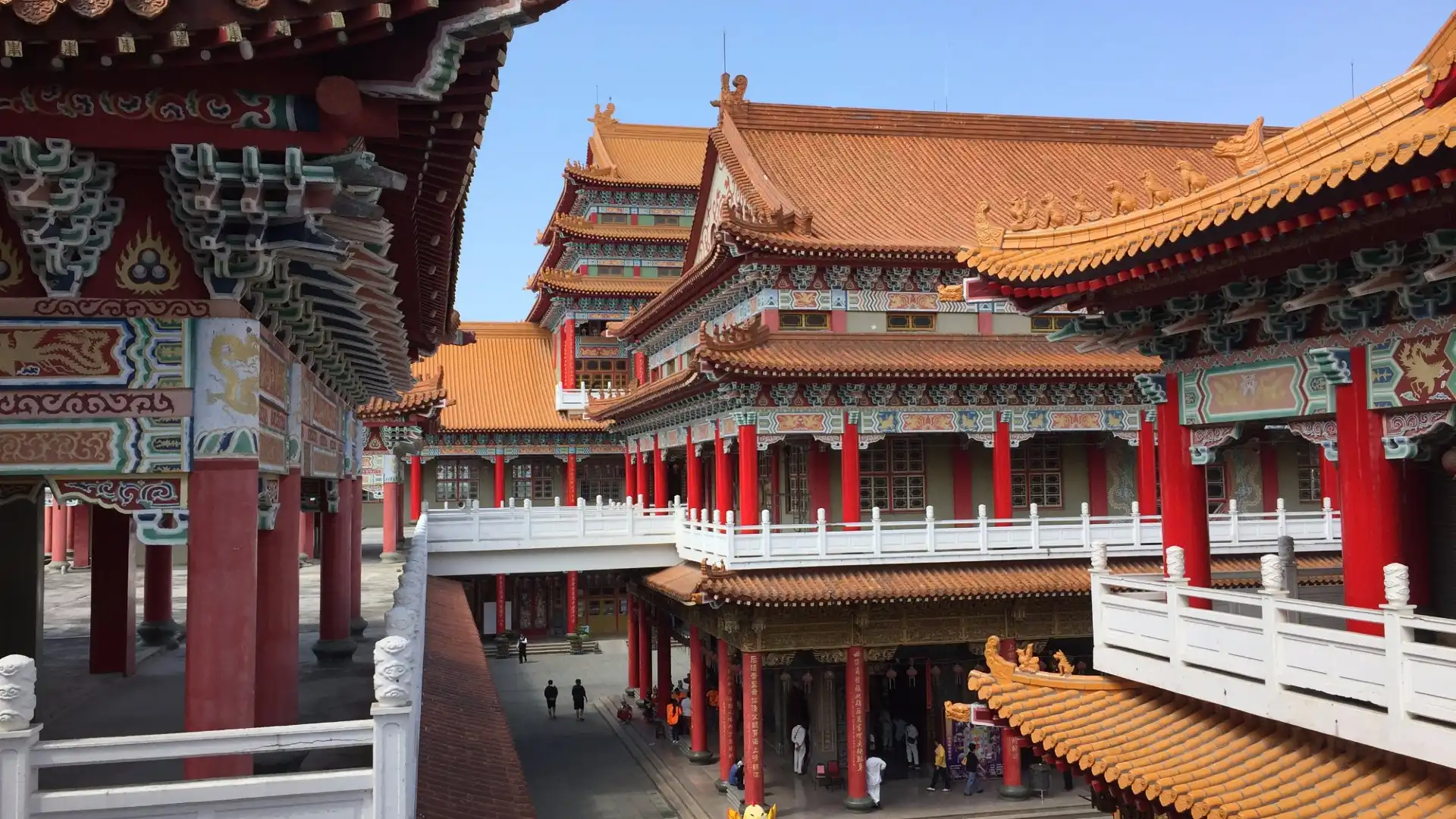 Hotels near Lu Er Men Tian Hou Gong Temple