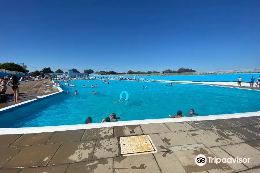 Brightlingsea Lido