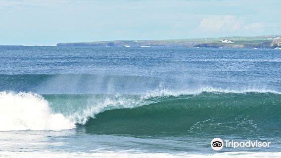 Ben's Surf Clinic, Surf School & Surf Shop, Lahinch