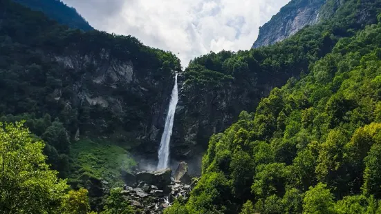 Foroglio waterfall