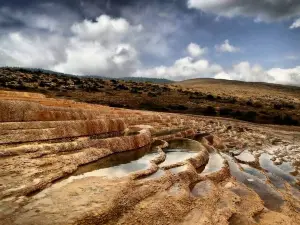 Badab-e Surt