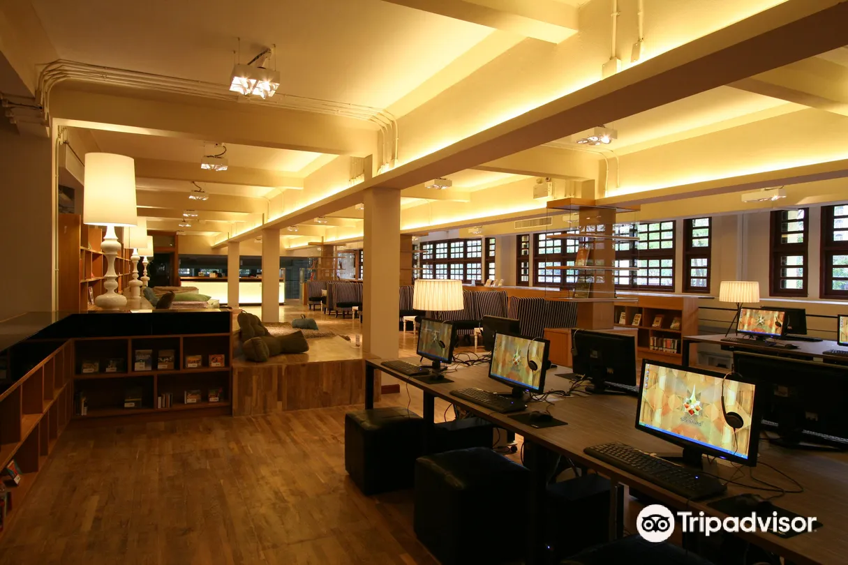 2_拉塔納科辛展覽館