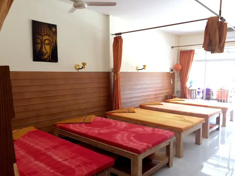 Hotels in der Nähe von Revive Massage