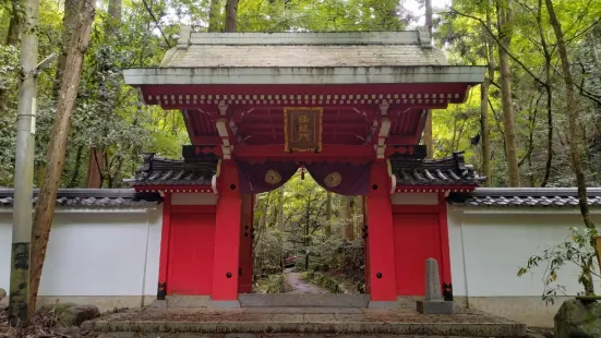 七寶滝寺