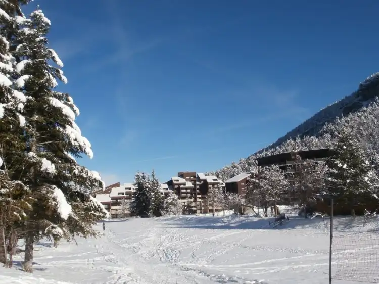 Hotels in Correncon-en-Vercors
