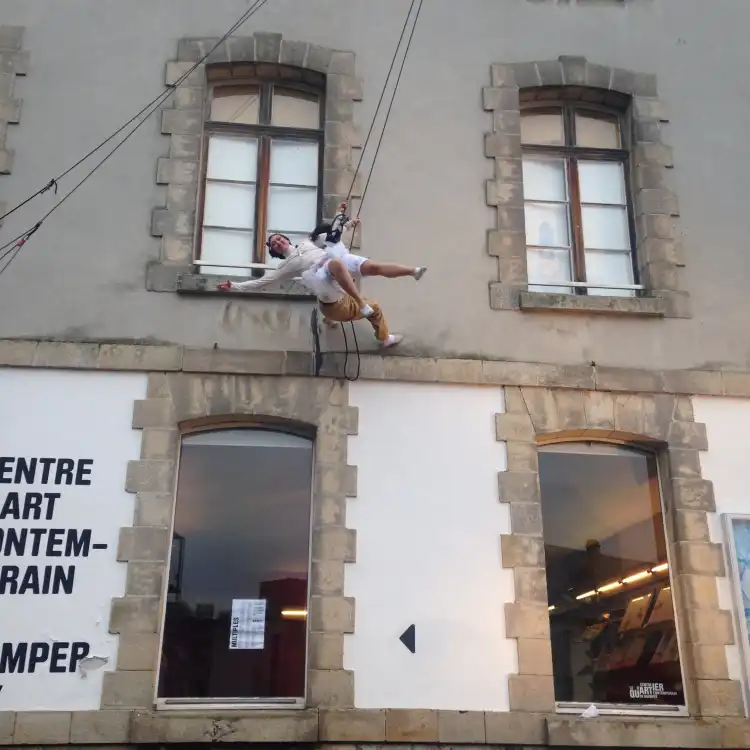 Hotels near Le quartier centre d'art contemporain