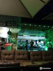 Green's club bolo