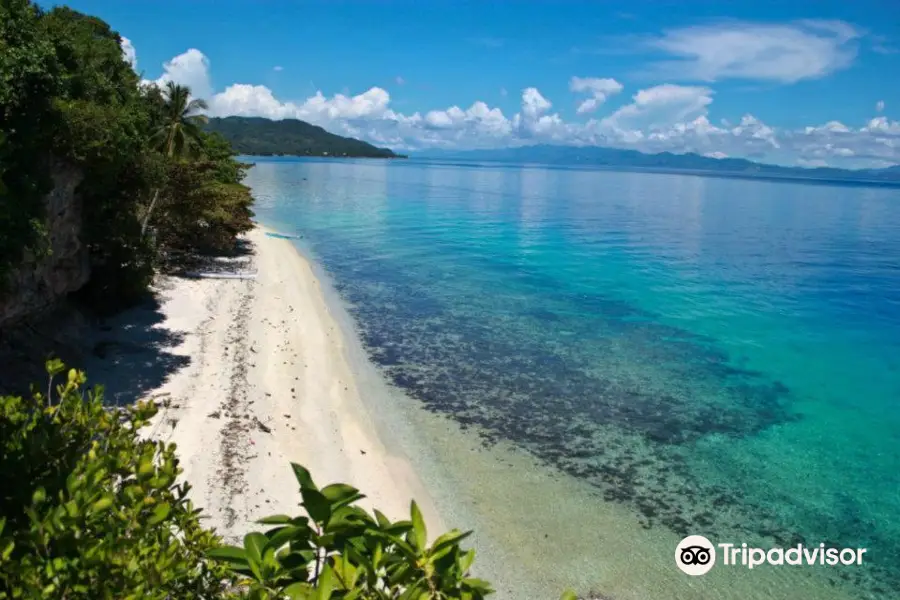 Tangkaan Beach